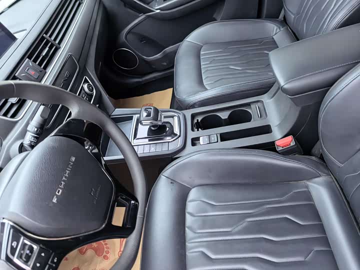 Фото 8 - Dongfeng Forthing S60 EV