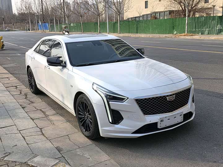 Фото 2 - Cadillac CT6