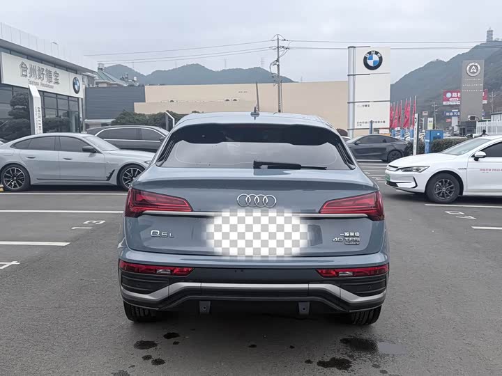 Фото 8 - Audi Q5L Sportback