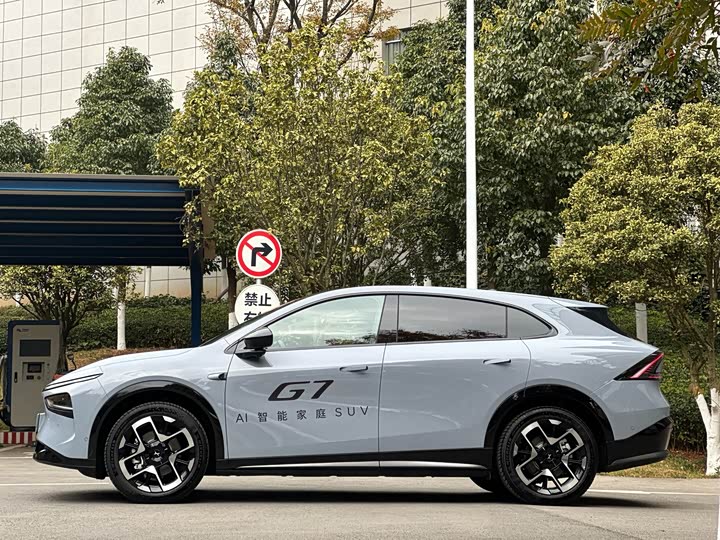 Фото 6 - XPeng G7