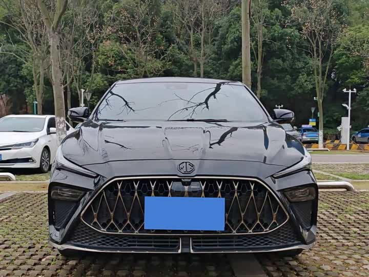 Фото 1 - MG Motor 5 Scorpio