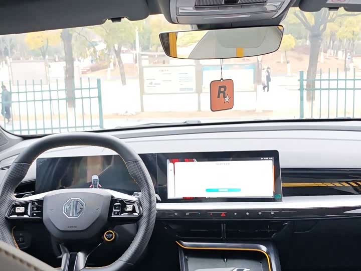 Фото 9 - MG Motor 5 Scorpio