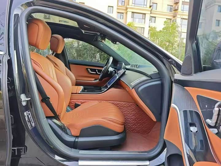 Фото 4 - Mercedes-Benz S-Class