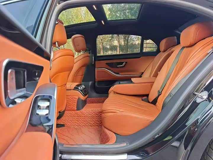 Фото 6 - Mercedes-Benz S-Class