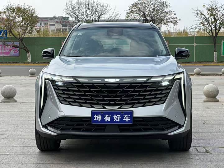 Photo 2 - Geely Atlas L