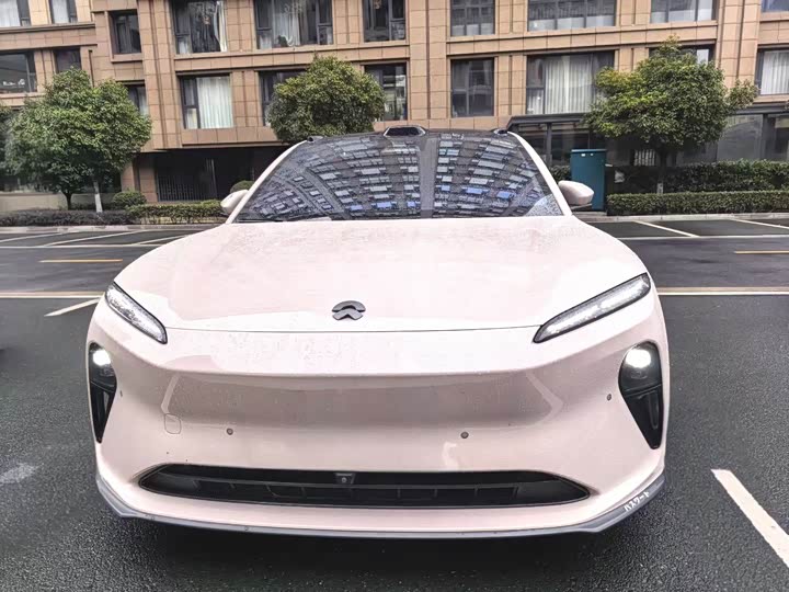 Фото 2 - Nio ET5