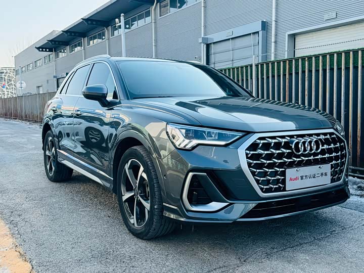 Фото 3 - Audi Q3