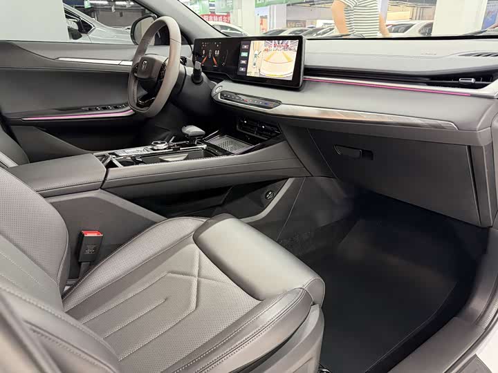 Фото 7 - Changan Raeton Plus