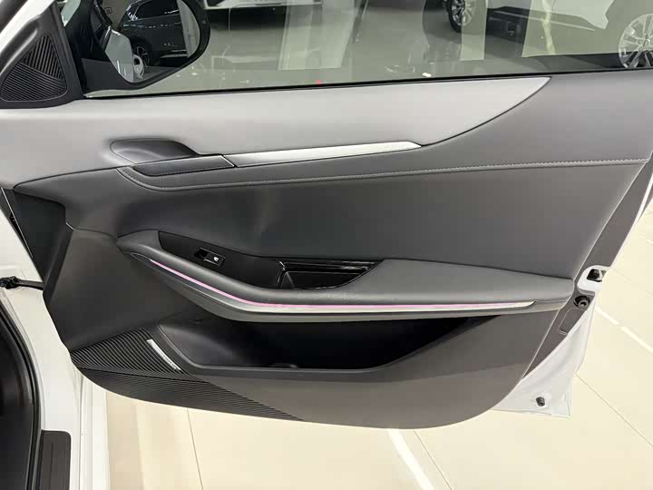 Фото 8 - Changan Raeton Plus