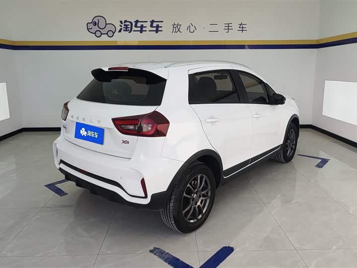 Фото 3 - Geely Vision X3