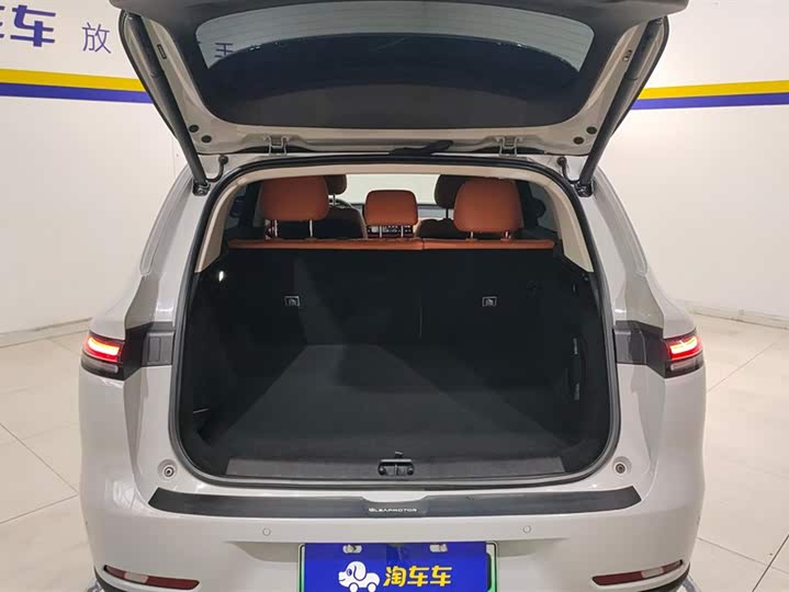 Фото 4 - Leapmotor C10