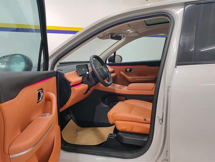 Фото 9 - Leapmotor C10