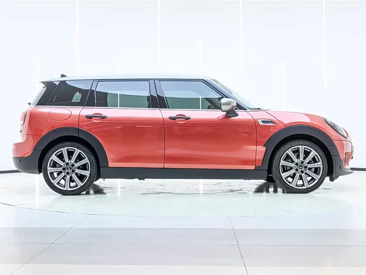 Фото 4 - Mini Clubman