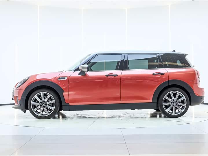 Фото 8 - Mini Clubman