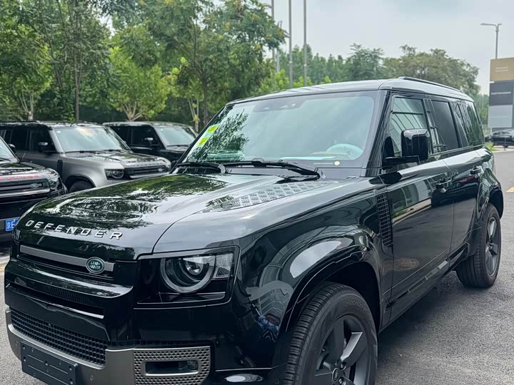 Фото 1 - Land Rover Defender