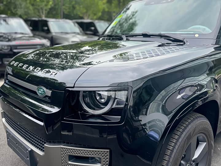 Фото 3 - Land Rover Defender