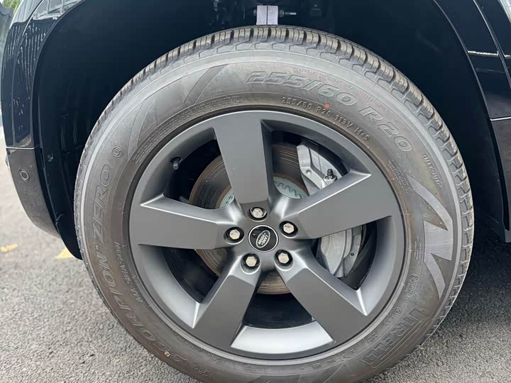 Фото 4 - Land Rover Defender