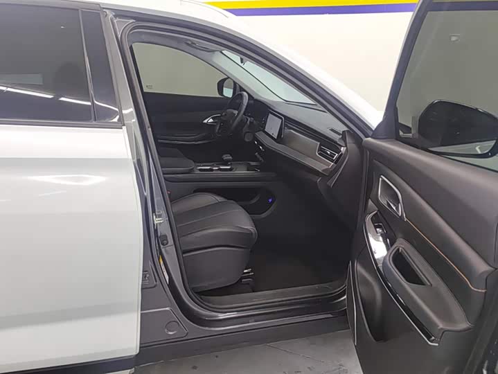 Фото 8 - Changan X7 Plus