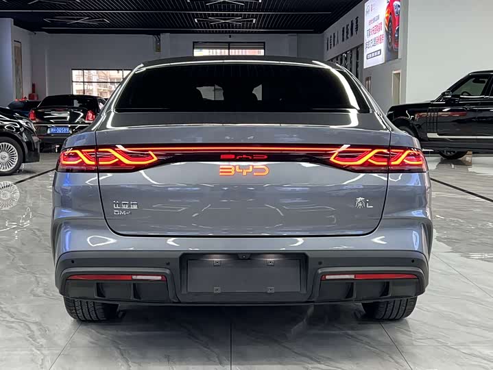 Фото 8 - BYD Qin L