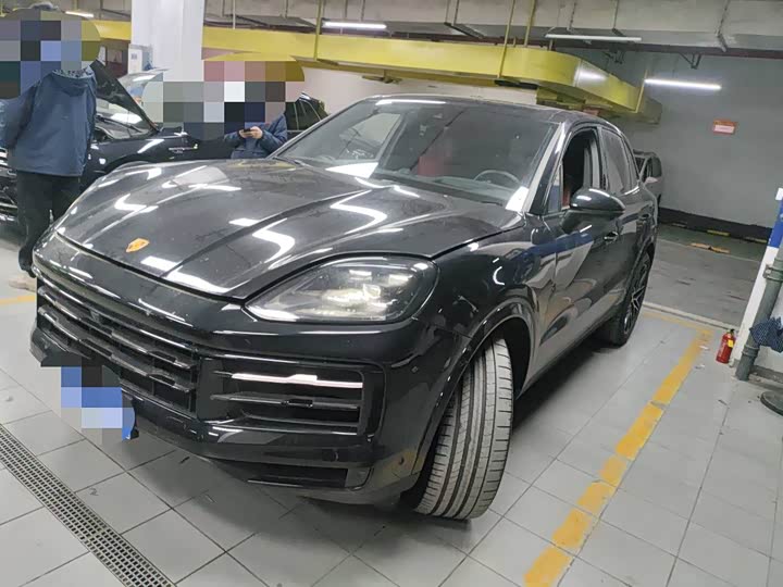 Фото 1 - Porsche Cayenne