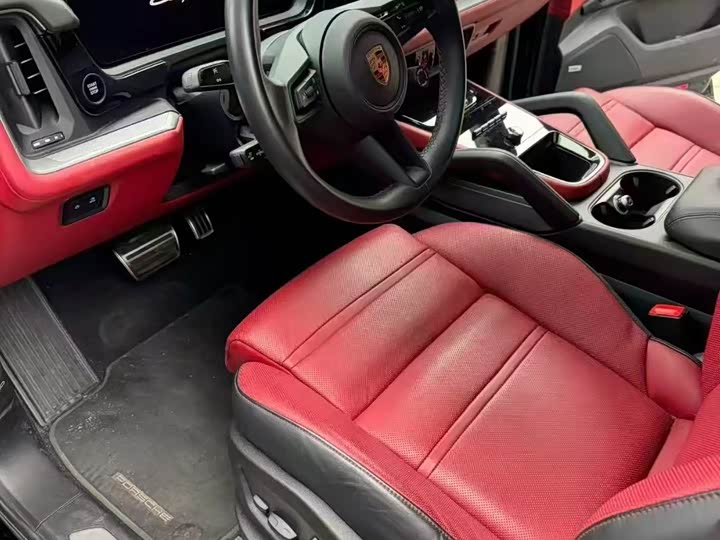 Фото 2 - Porsche Cayenne