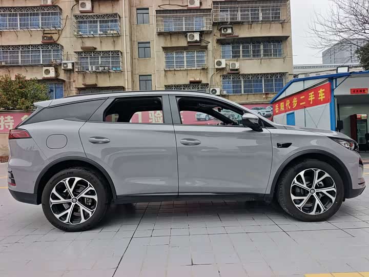 Фото 5 - BYD Tang Hybrid/EV