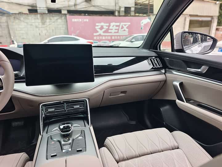 Фото 8 - BYD Tang Hybrid/EV