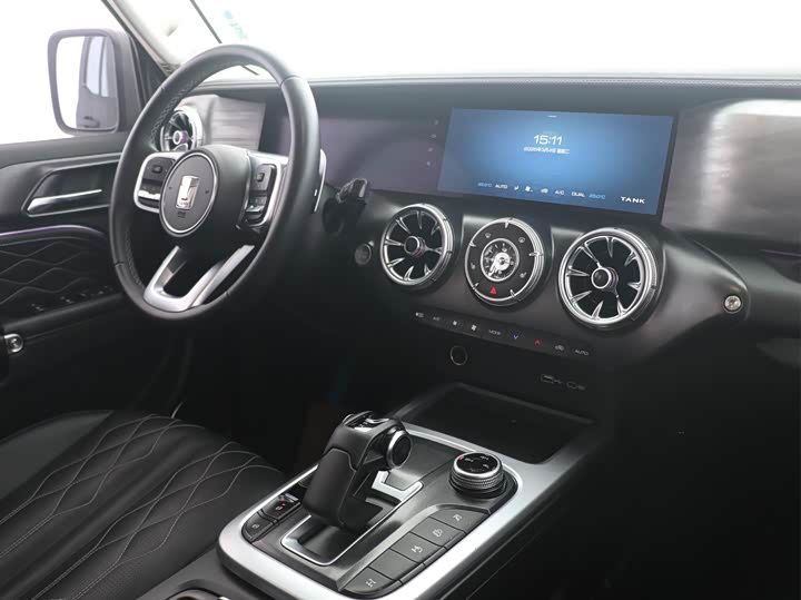 Фото 4 - Tank 300