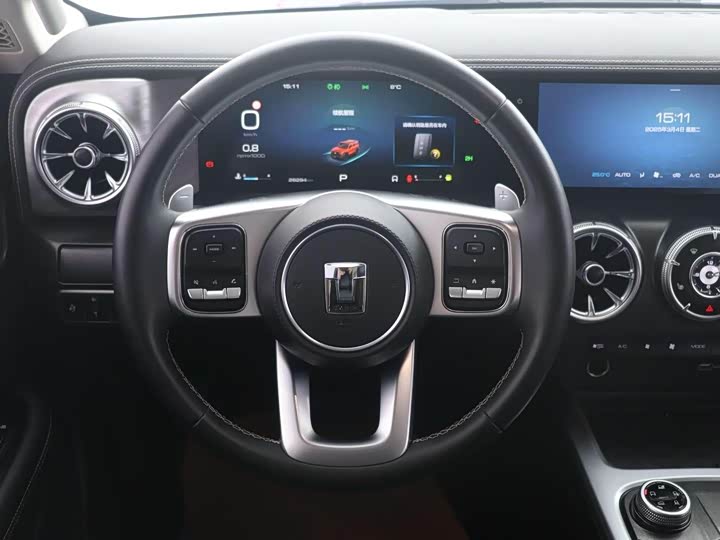 Фото 8 - Tank 300