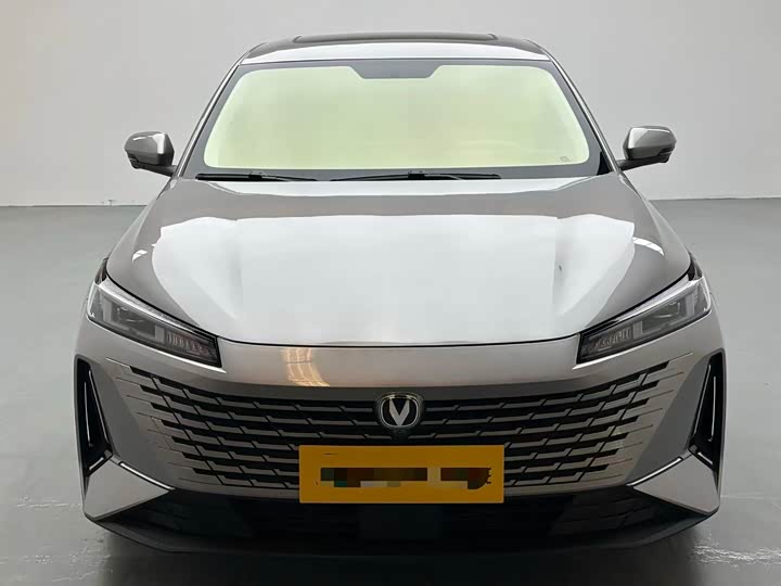 Фото 2 - Changan Yida