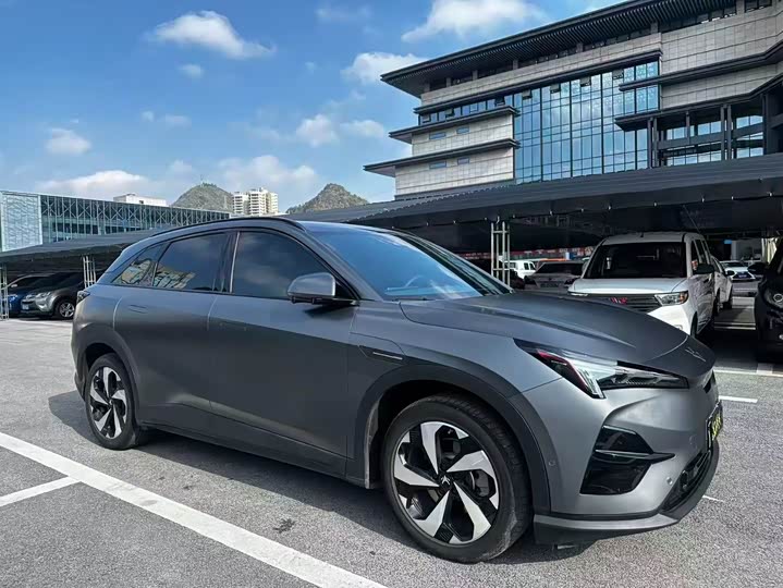 Фото 2 - BAIC Arcfox Alpha T5