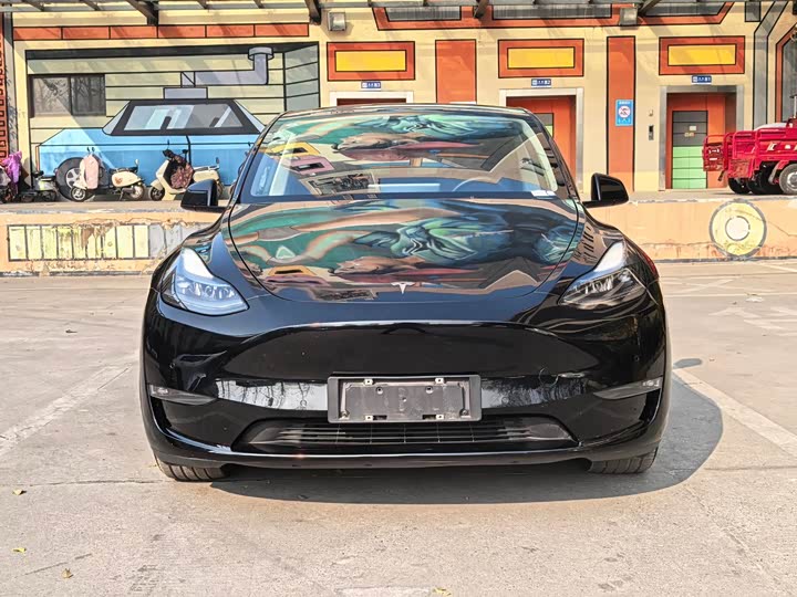 Фото 2 - Tesla Model Y