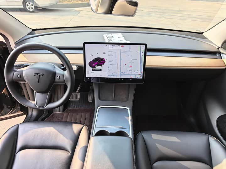 Фото 9 - Tesla Model Y