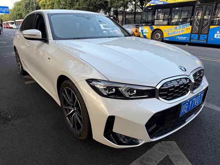 Фото 3 - BMW 3 Series