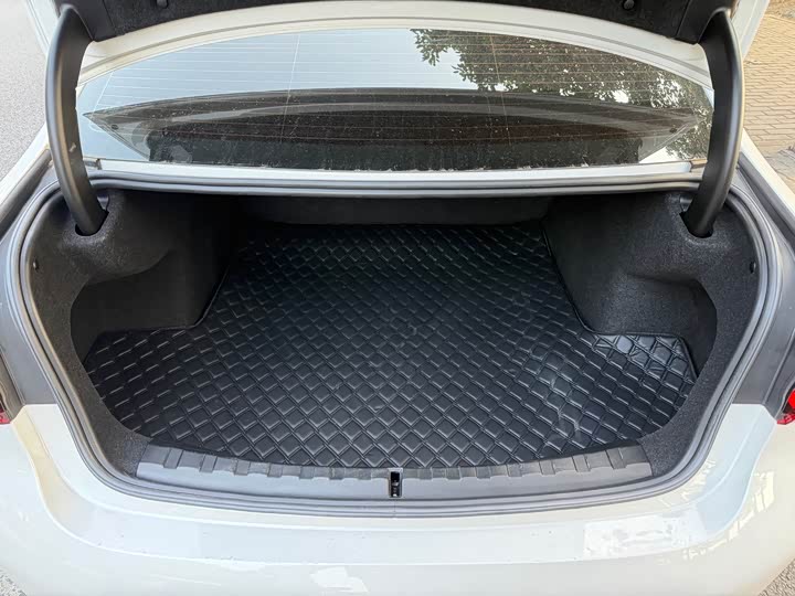 Фото 8 - BMW 3 Series