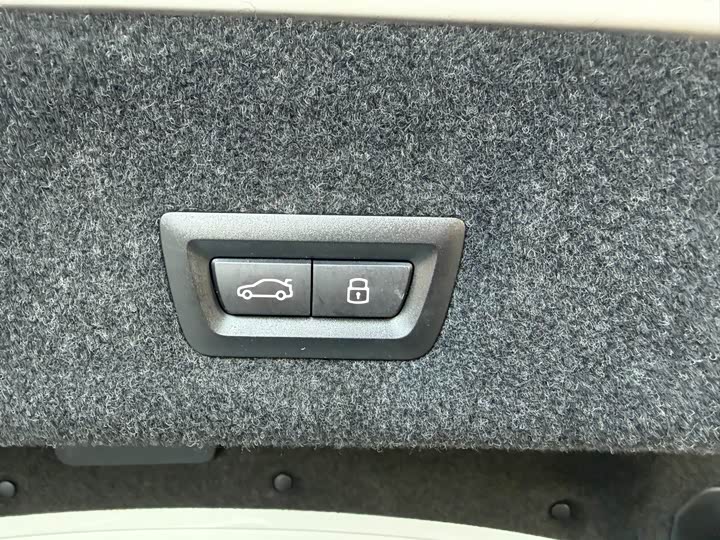 Фото 9 - BMW 3 Series