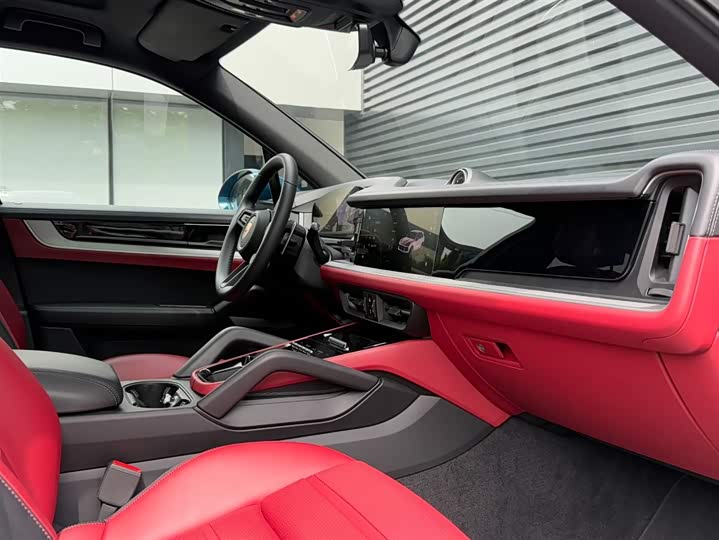 Фото 8 - Porsche Cayenne