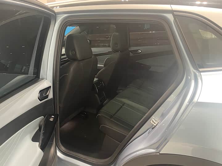 Photo 9 - Volkswagen ID.4 X