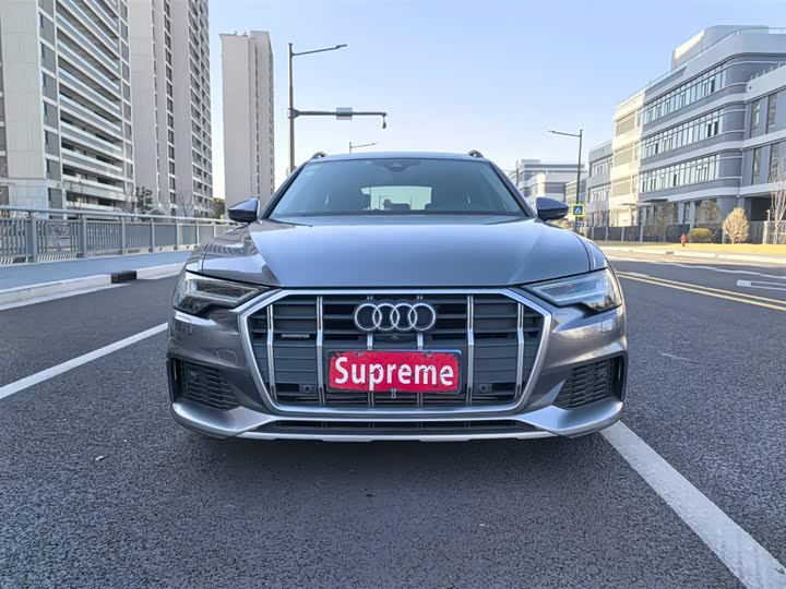Фото 2 - Audi A6