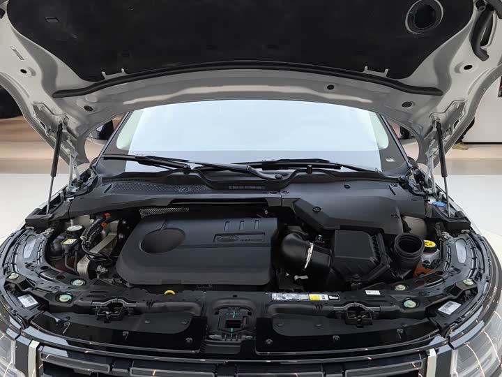 Photo 7 - Land Rover Range Rover Evoque L Hybrid