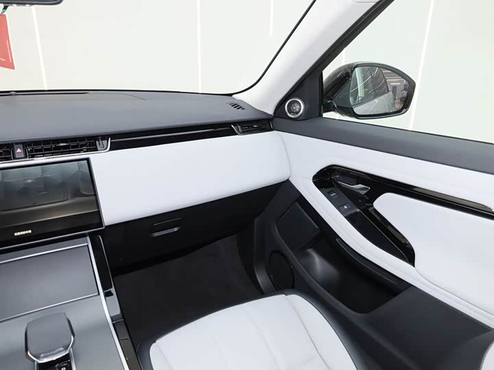 Photo 8 - Land Rover Range Rover Evoque L Hybrid