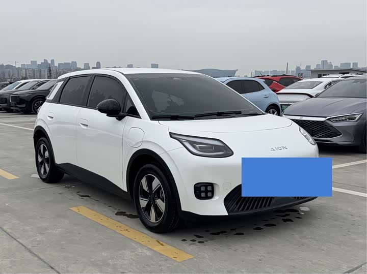 Фото 3 - GAC Aion UT