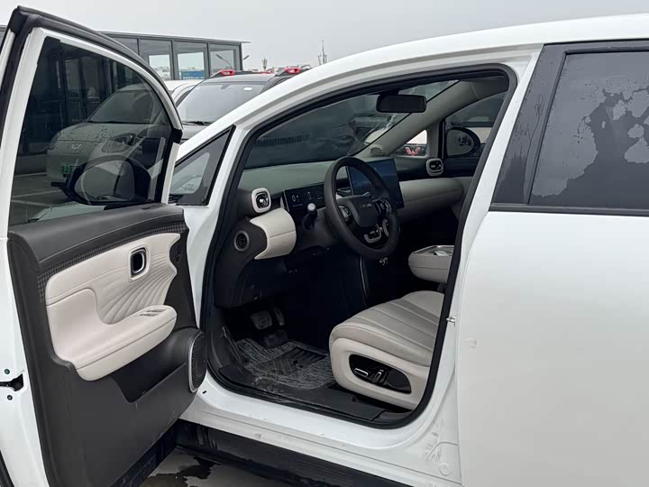 Фото 7 - GAC Aion UT