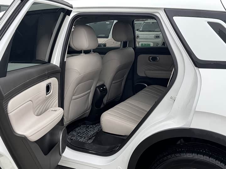 Фото 8 - GAC Aion UT