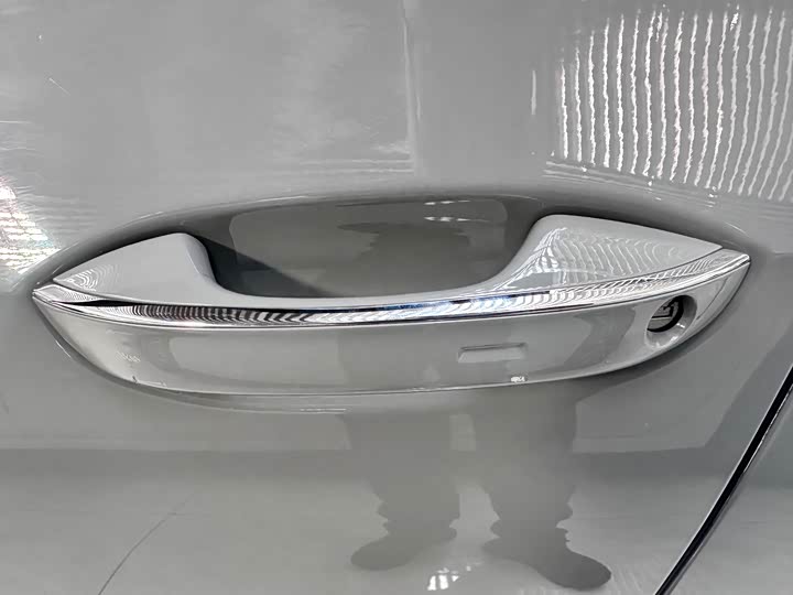 Фото 5 - Volkswagen Golf