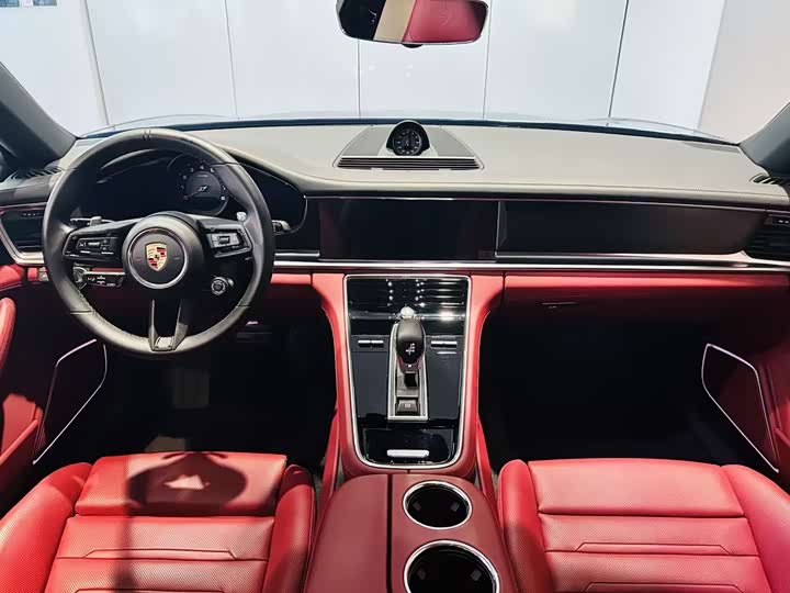 Фото 8 - Porsche Panamera