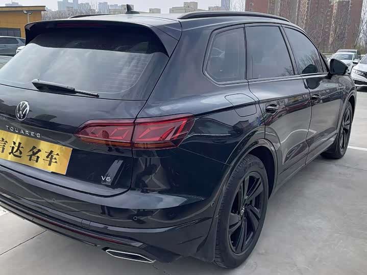 Фото 7 - Volkswagen Touareg