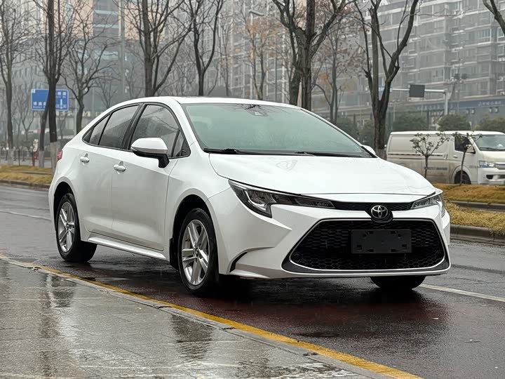 Фото 3 - Toyota Levin