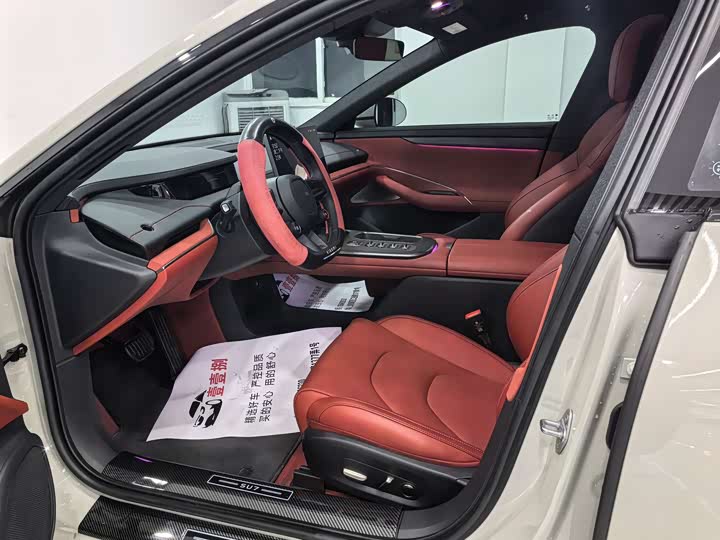 Фото 5 - Xiaomi SU7