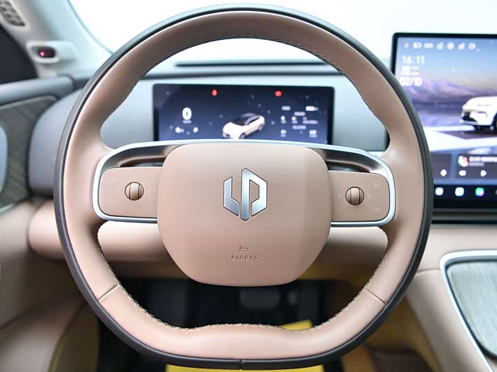 Фото 8 - Leapmotor C11